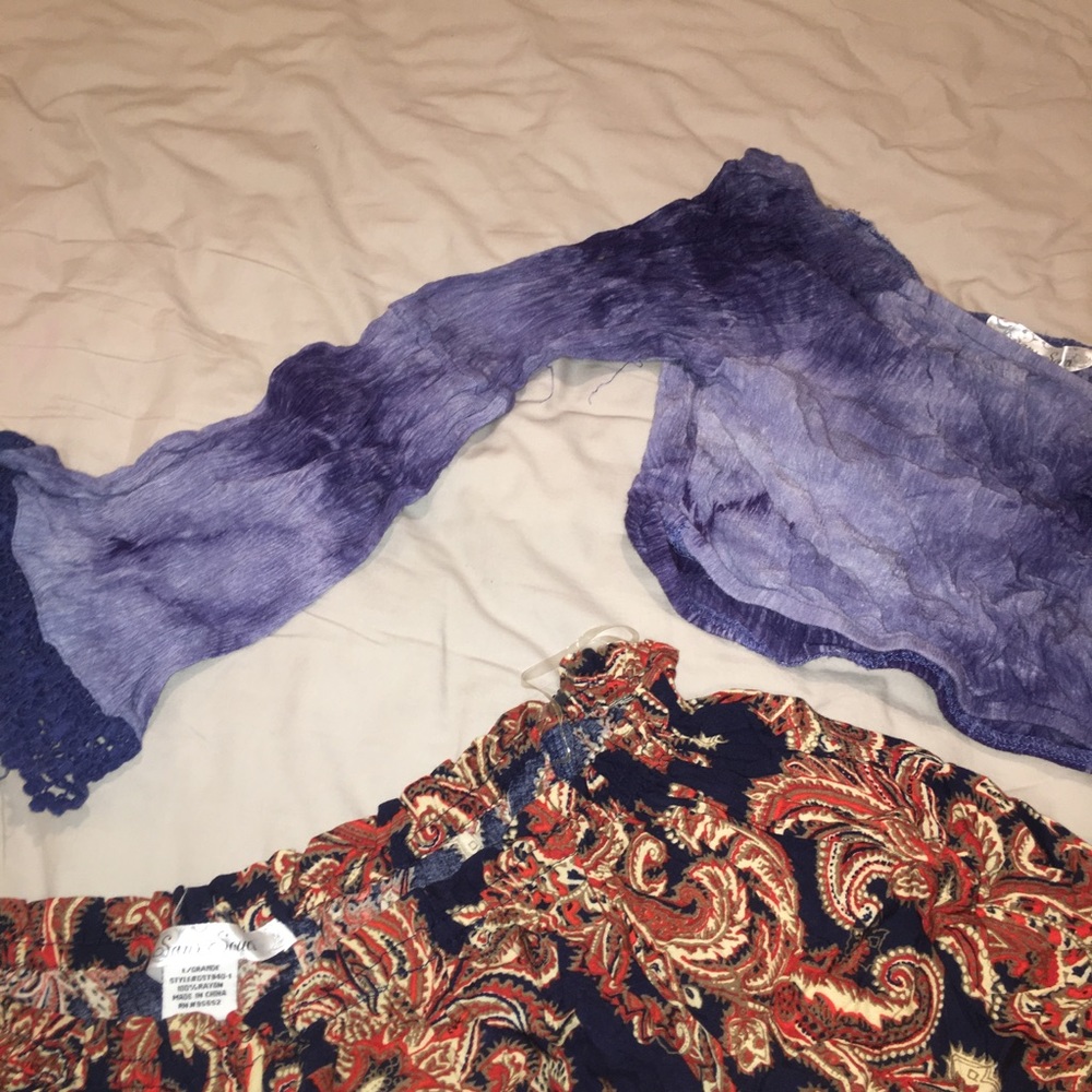 2 longsleeve crop tops (FLORIDA)